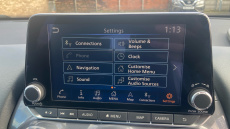 Nissan Juke 1.0 DiG-T N-Connecta 5dr Petrol Hatchback